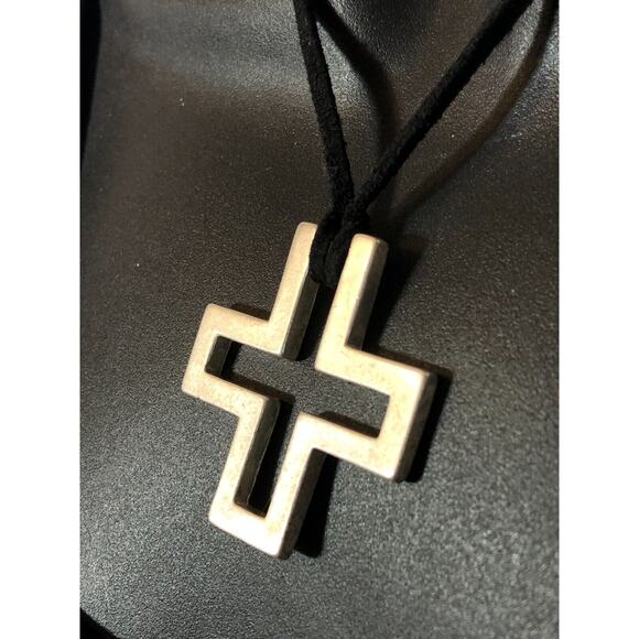 Silver Tone Cross Necklace Leather Cord Statement Cutout Square Express Vintage - Picture 3 of 7